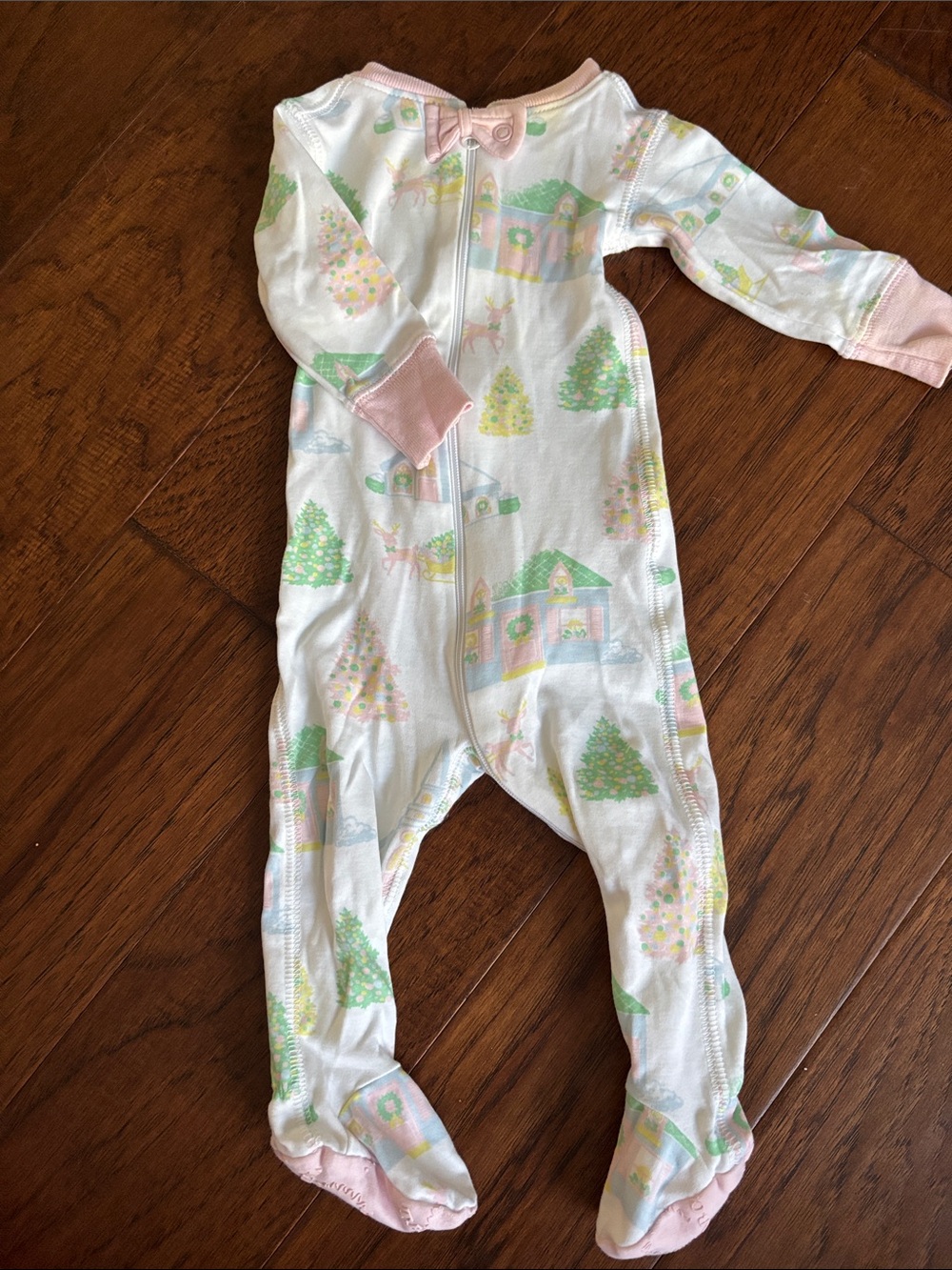 The Beaufort Bonnet Company 0-3 month Christmas Pajamas